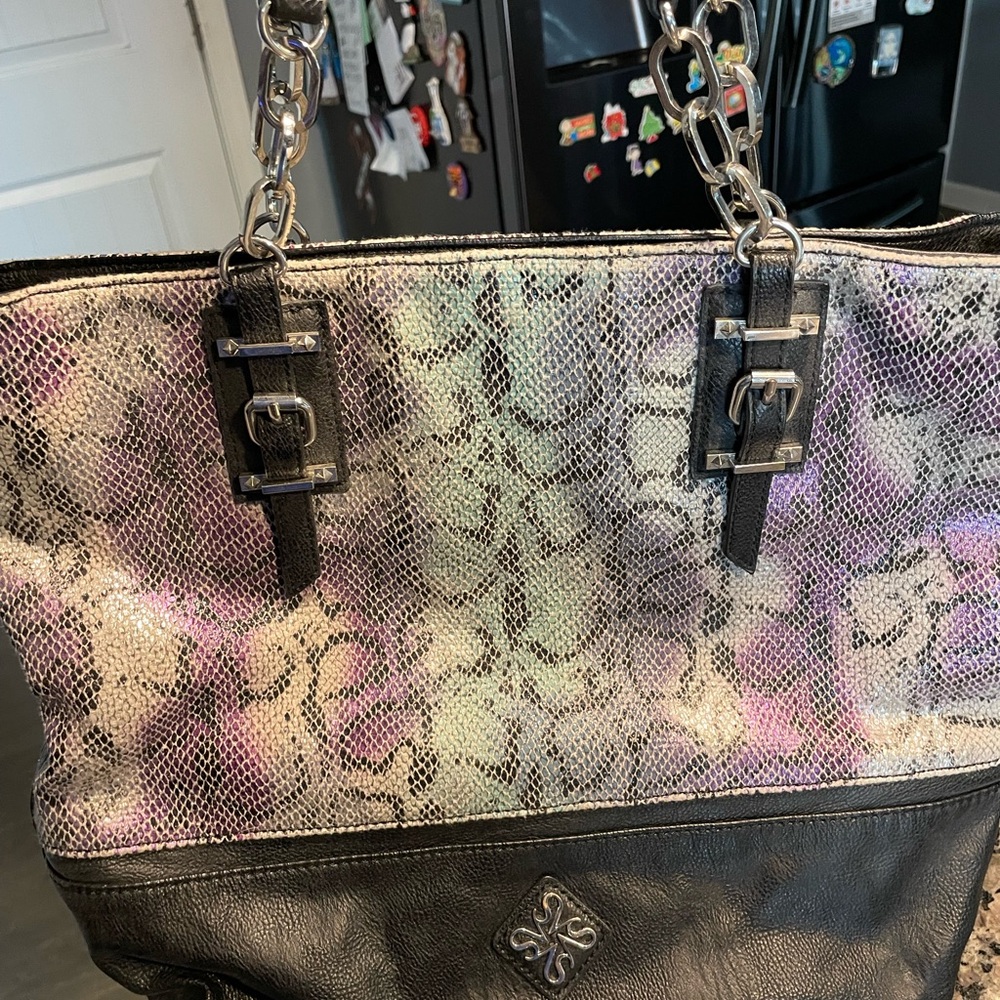Simply Vera Vera Wang Black and Purple Shoulder Bag